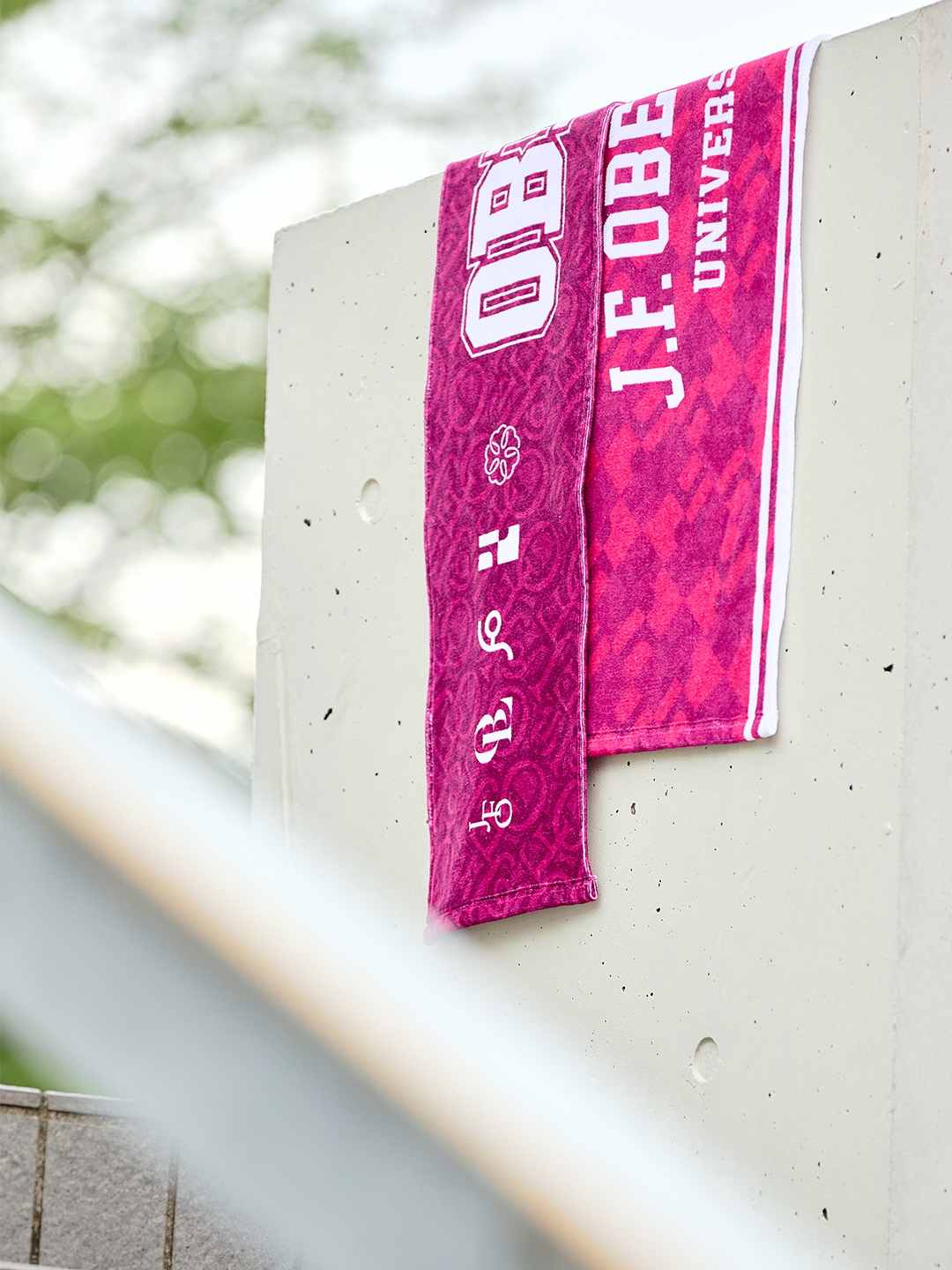 桜美林大学\"Three Nails Crowns\"チームTシャツＳサイズ部員限定 NIKE - 桜美林大学