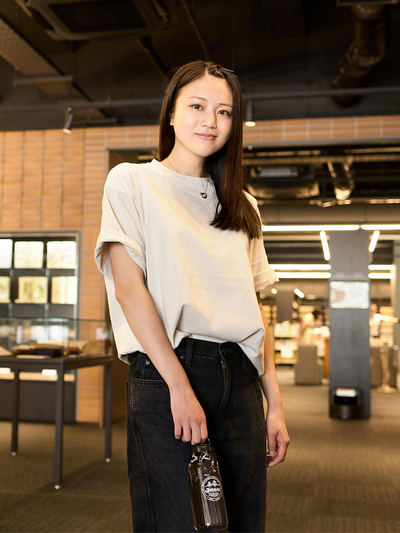 JINDAI Magnum Weight Big Silhouette TEE Bridge Logo Frost Gray